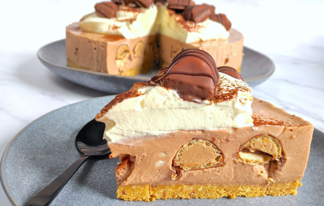 Kinder & Ferrero Cheese Cake